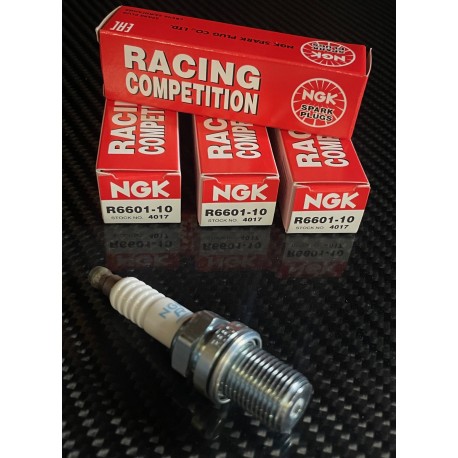 Lot de 4 bougies NGK R6601-10